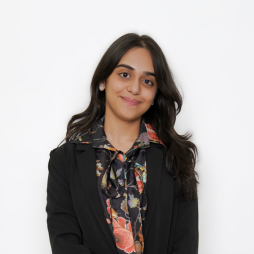 Harshvi Panchal photo